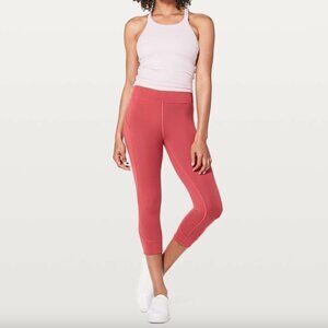 Lululemon In Movement Everlux Vintage Rose Size 4